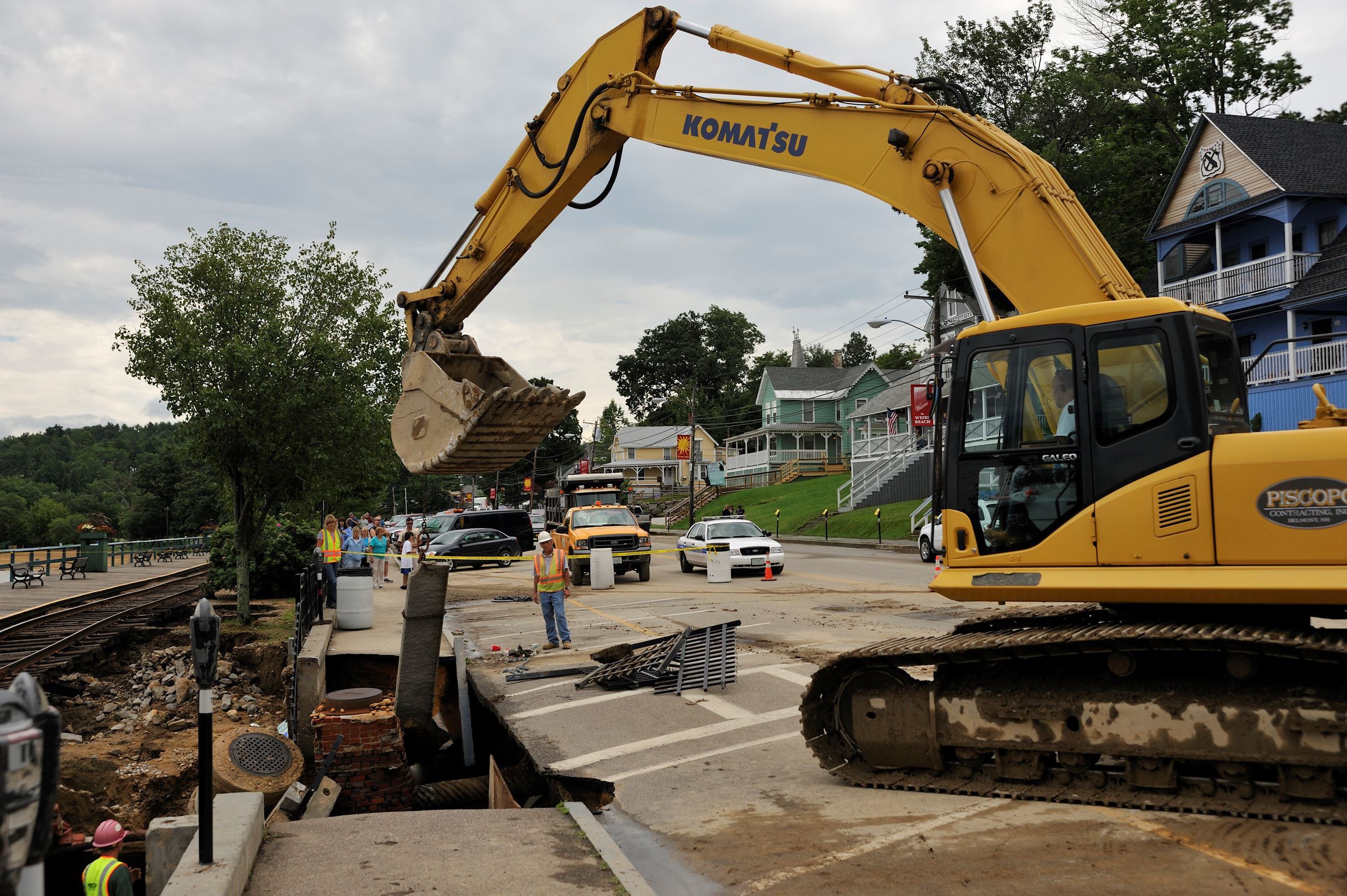Roadwork on Lakeside Avenue
